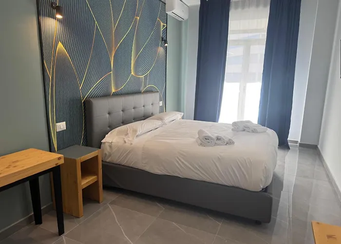 Be Italian Flat Vespucci Napoli