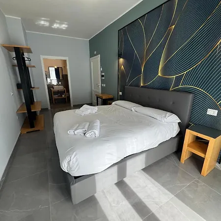 Be Italian Flat Vespucci Naples